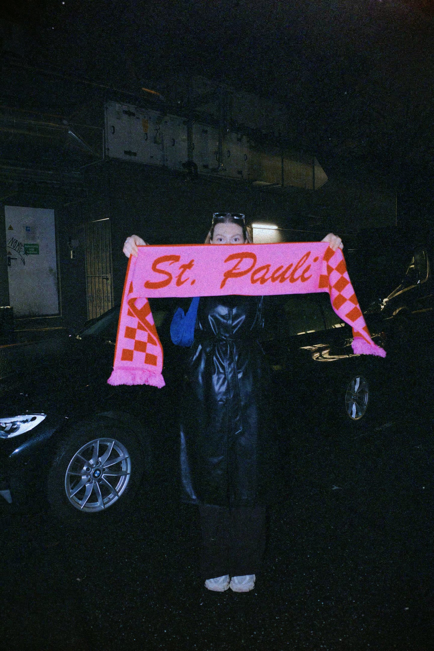 St. Pauli Scarf - "The Classic" Pink & Red