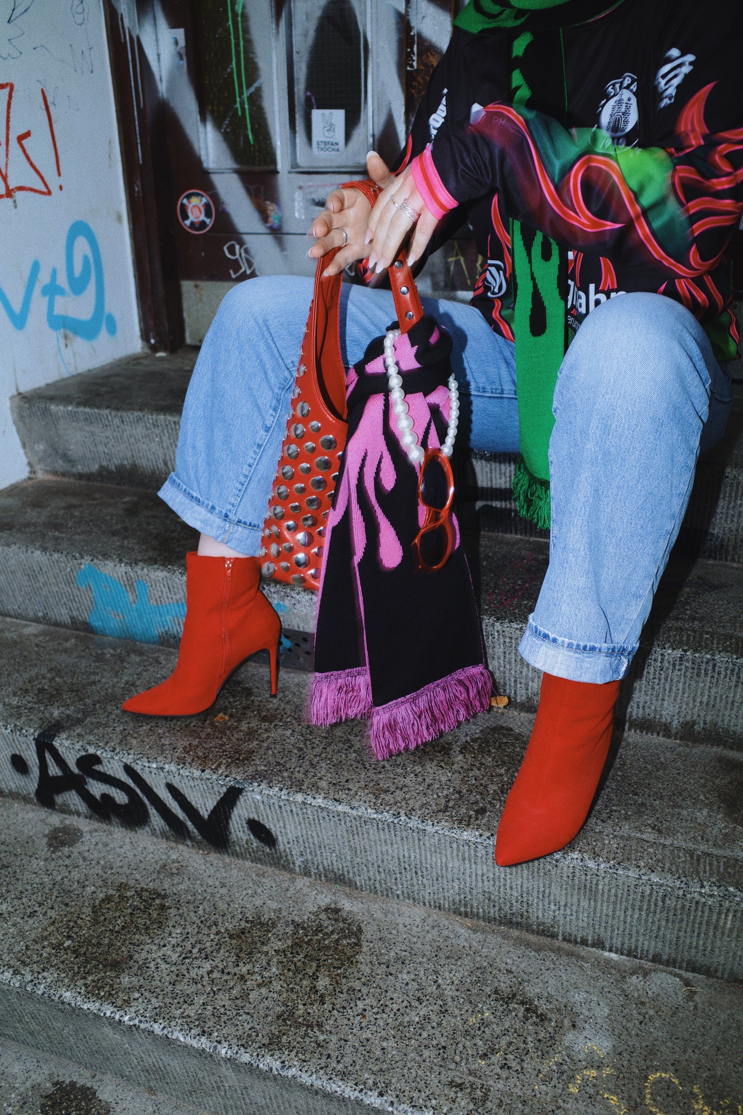 St. Pauli Flame Scarf - Black & Pink